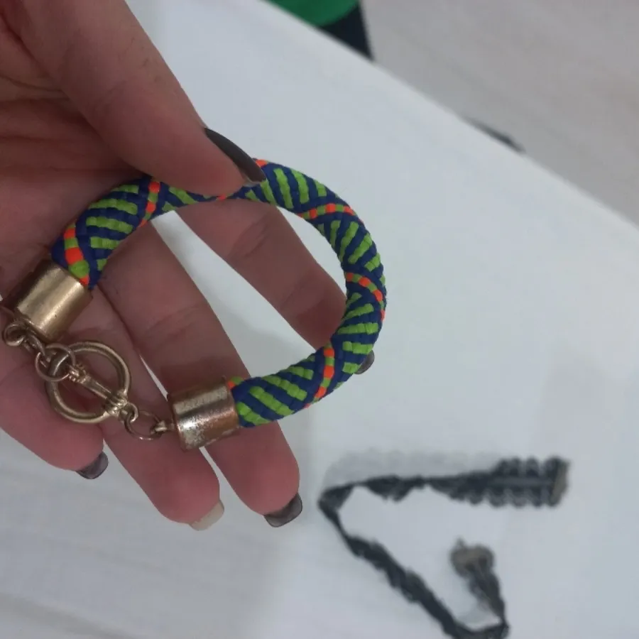 دستبند چند رنگ