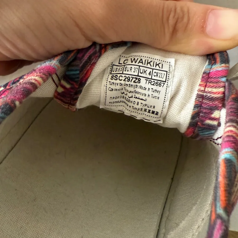 کتونی Lc Waikiki