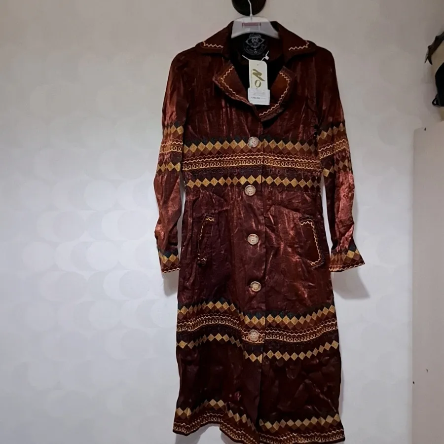 مانتو مجلسی گلدوزی شده