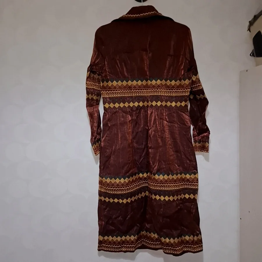 مانتو مجلسی گلدوزی شده