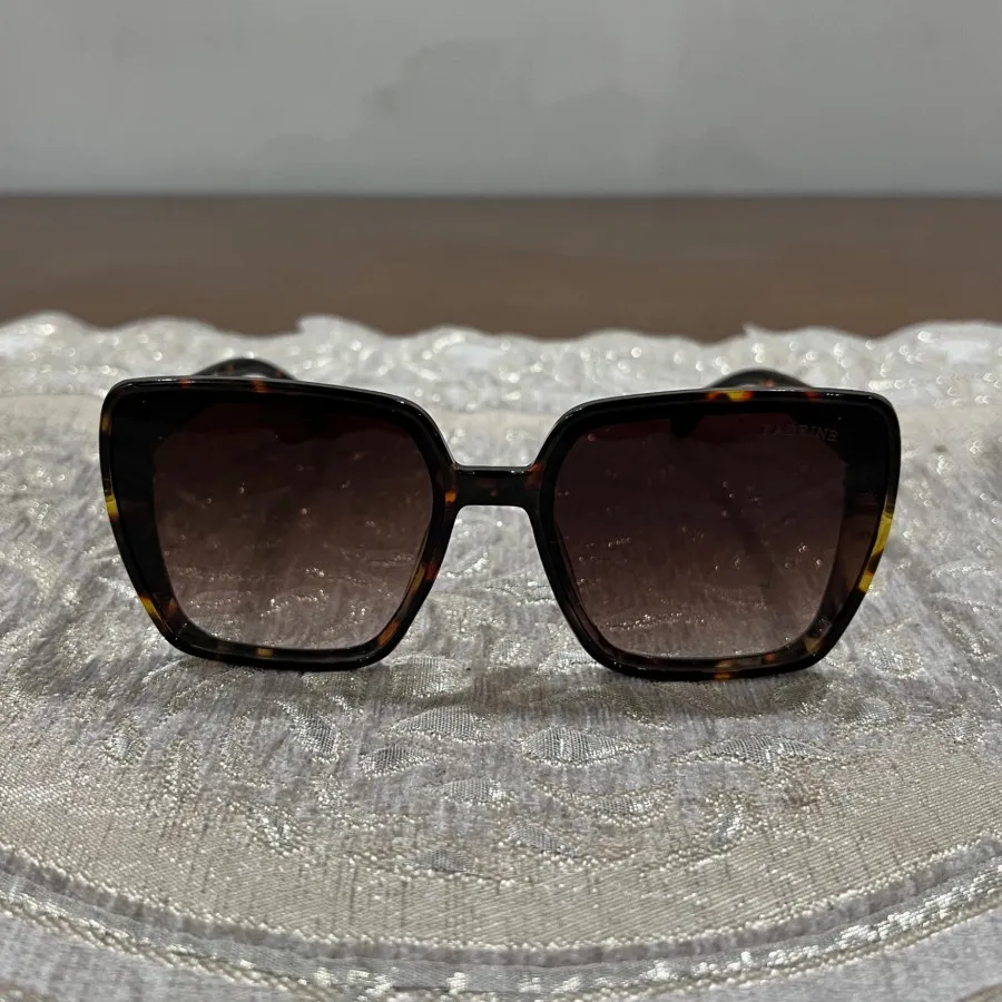 عینک افتابی پلنگی