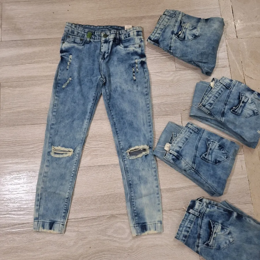 شلوار جین زنانه