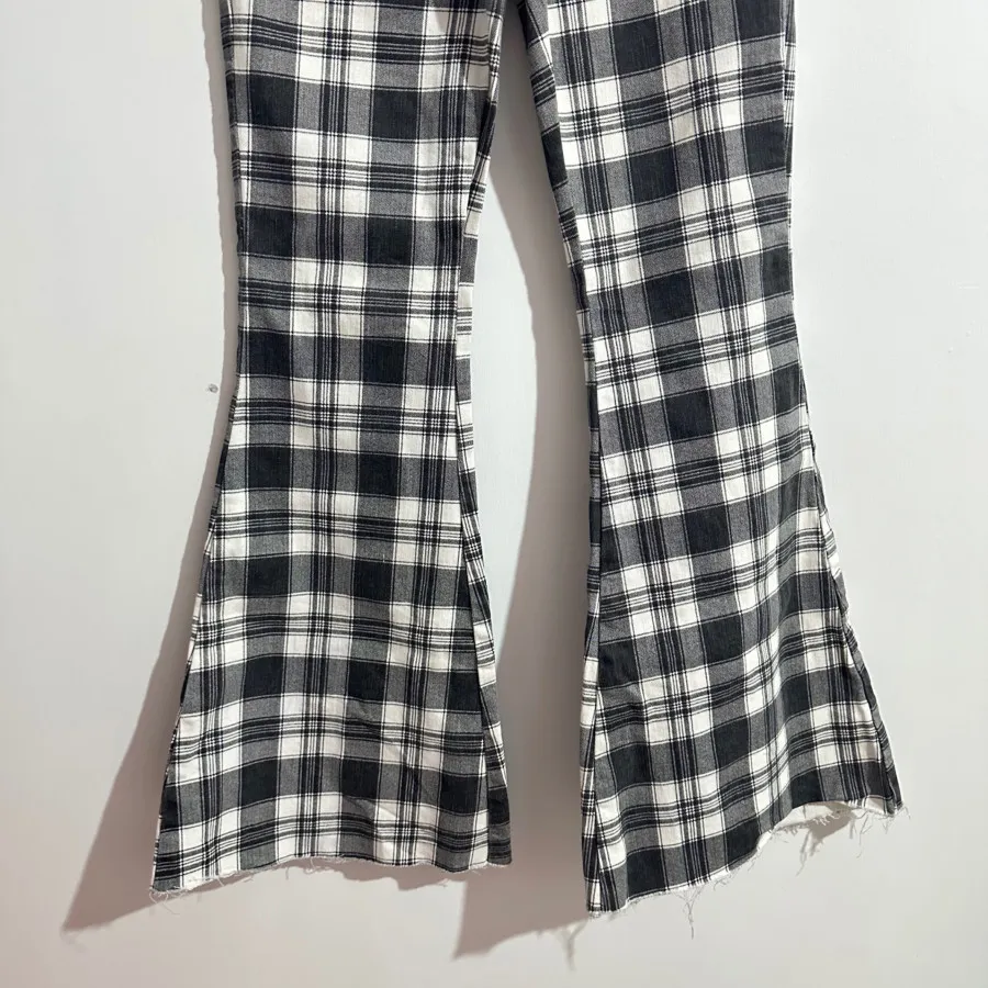 شلوارچهارخونه