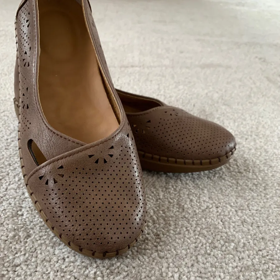 کفش طبی زنانه