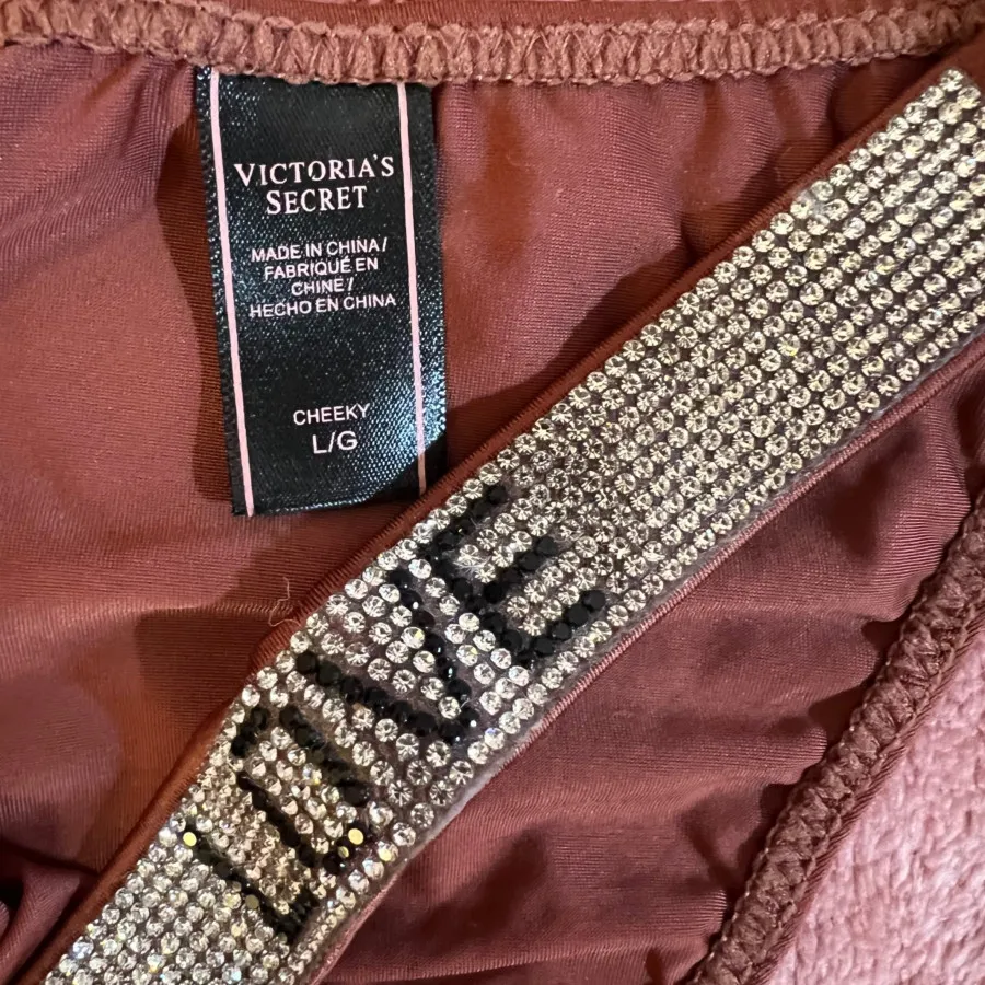 شورت زیبای ویکتوریا سیکرت