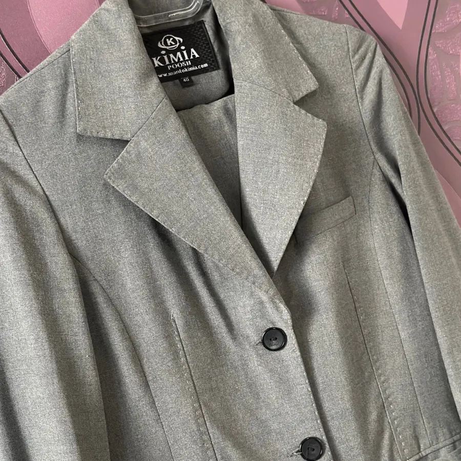 مانتو اداری