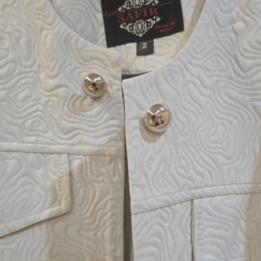 کت وشلوار شیری رنگ