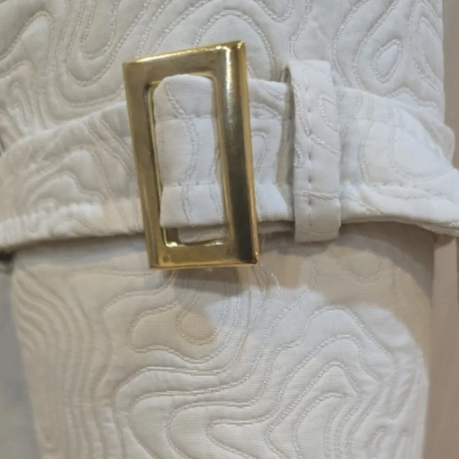 کت وشلوار شیری رنگ