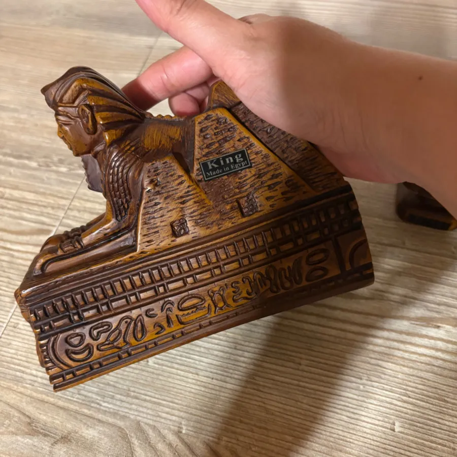 مجسمه چوب خراطی شده