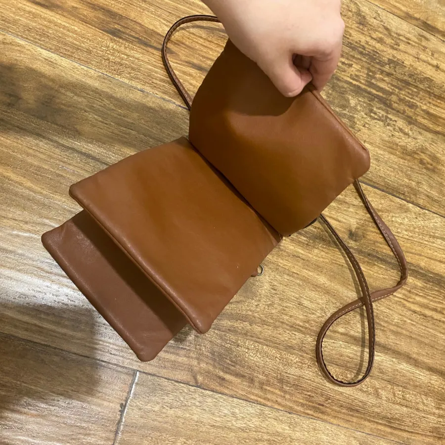 کیف کج و رو دوشی زنانه