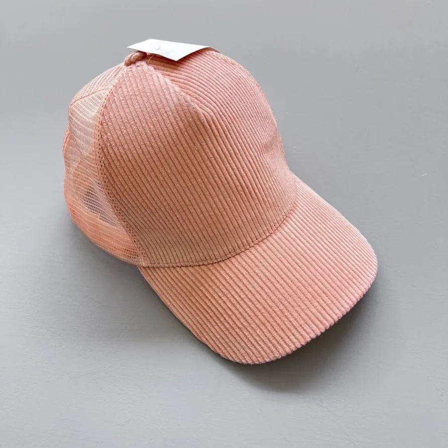 کلاه کپ برند i am المان