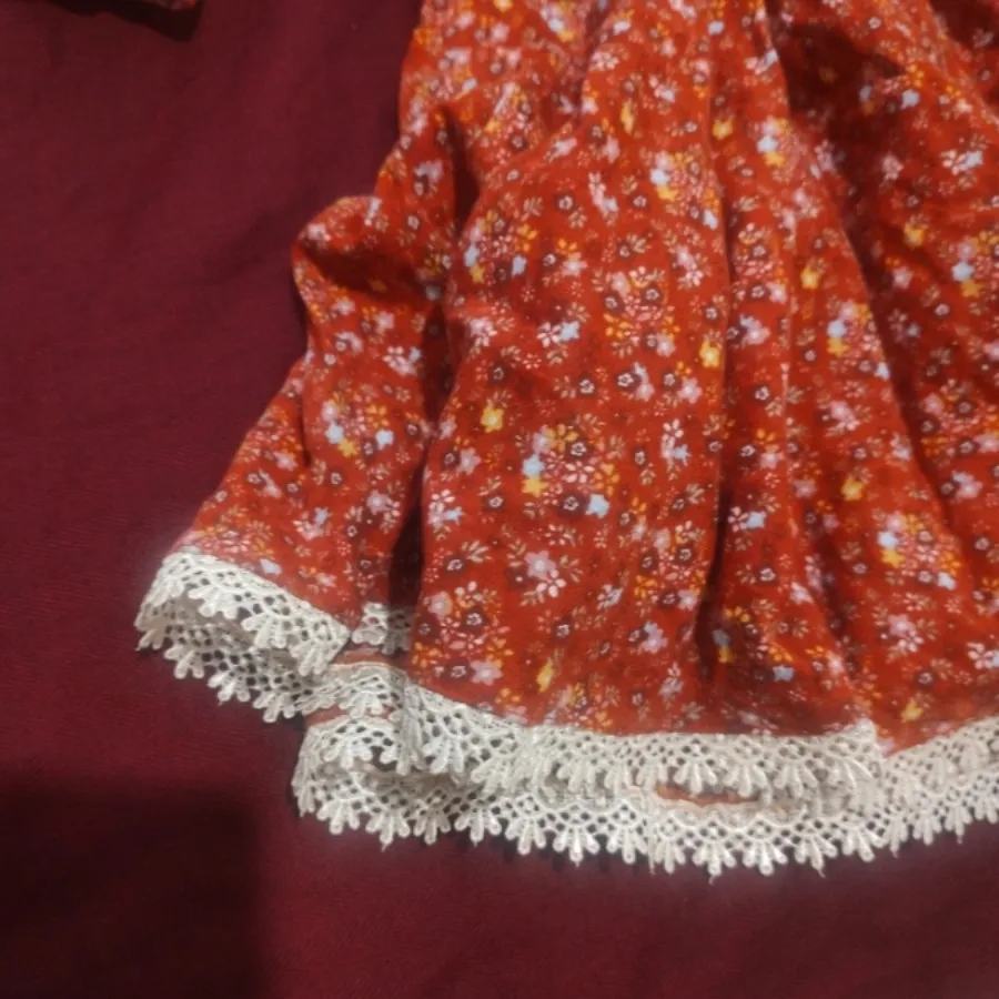 پیراهن نارنجی