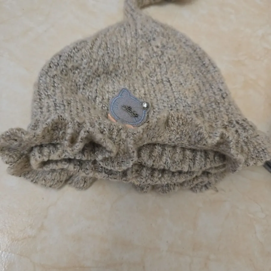 کلاه و جوراب دخترونه