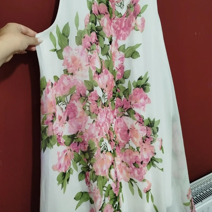 پیراهن گل گلی