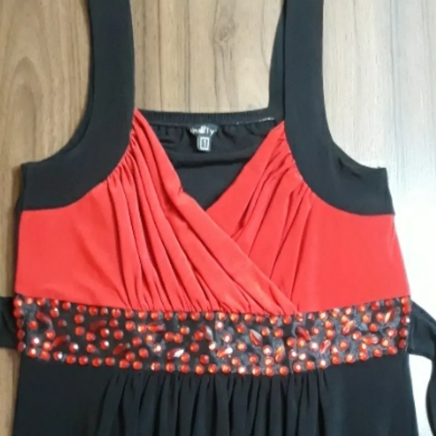 تاپ مجلسی نگین دار