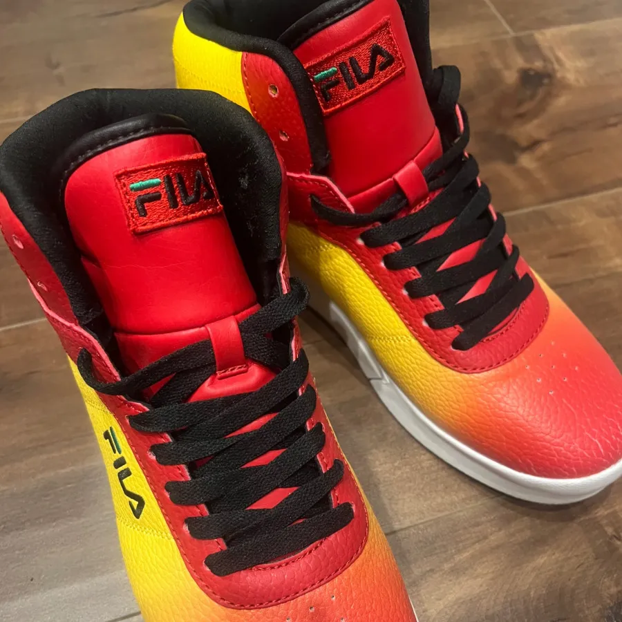 نیم بوت fila  اصل ❤️