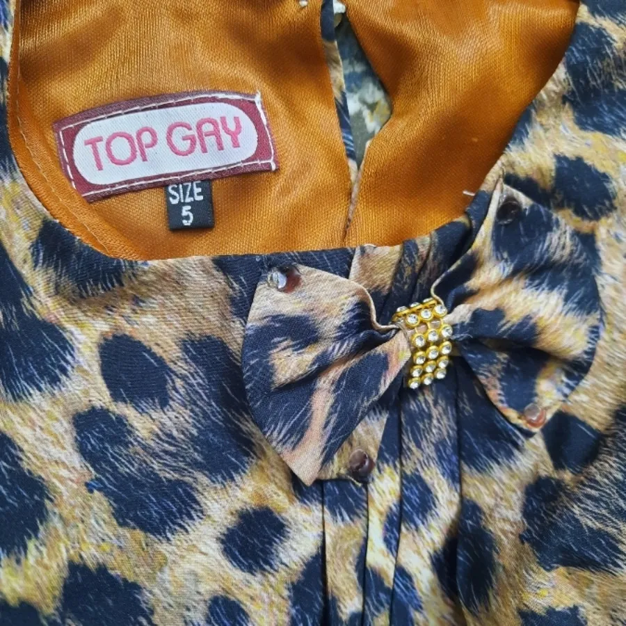 پیراهن دخترانه