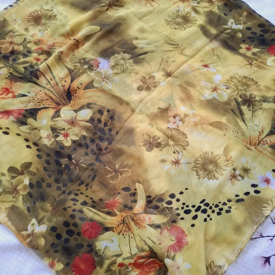 پارچه حریر طرحدار