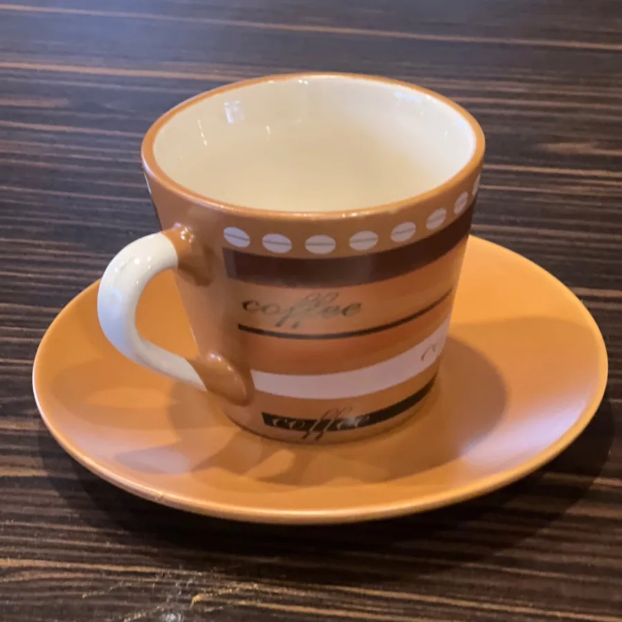 فنجان با نعلبکی