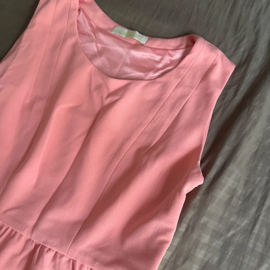 پیراهن دخترانه