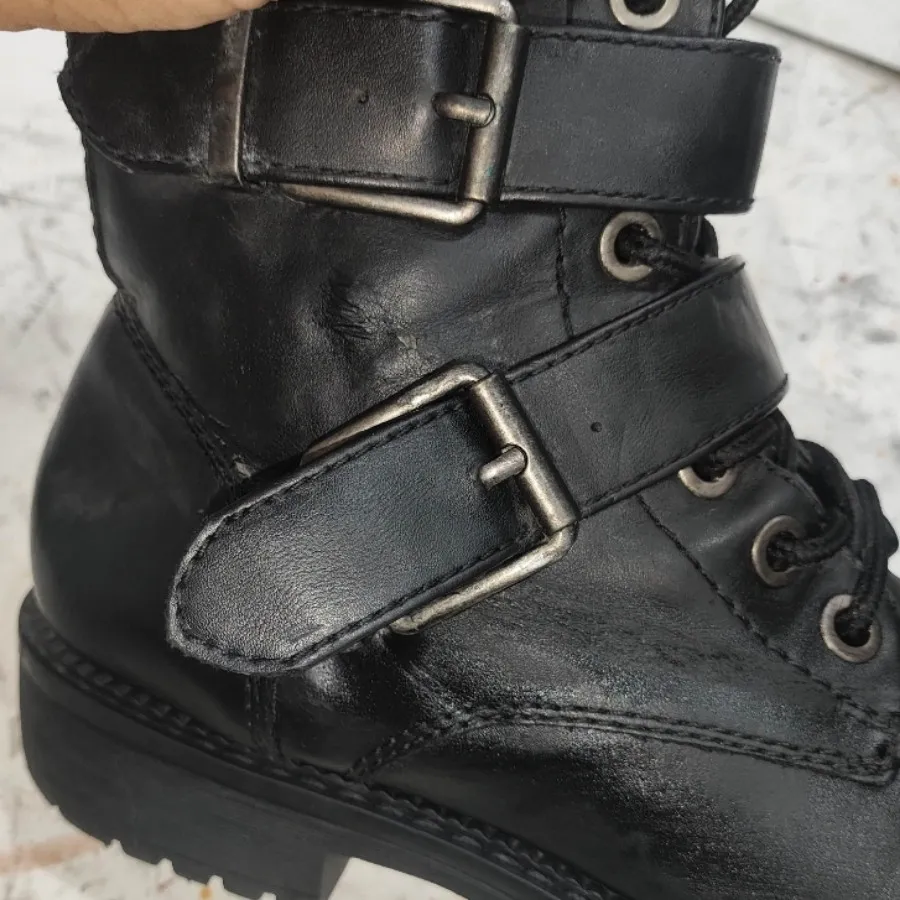 بوت وارداتی