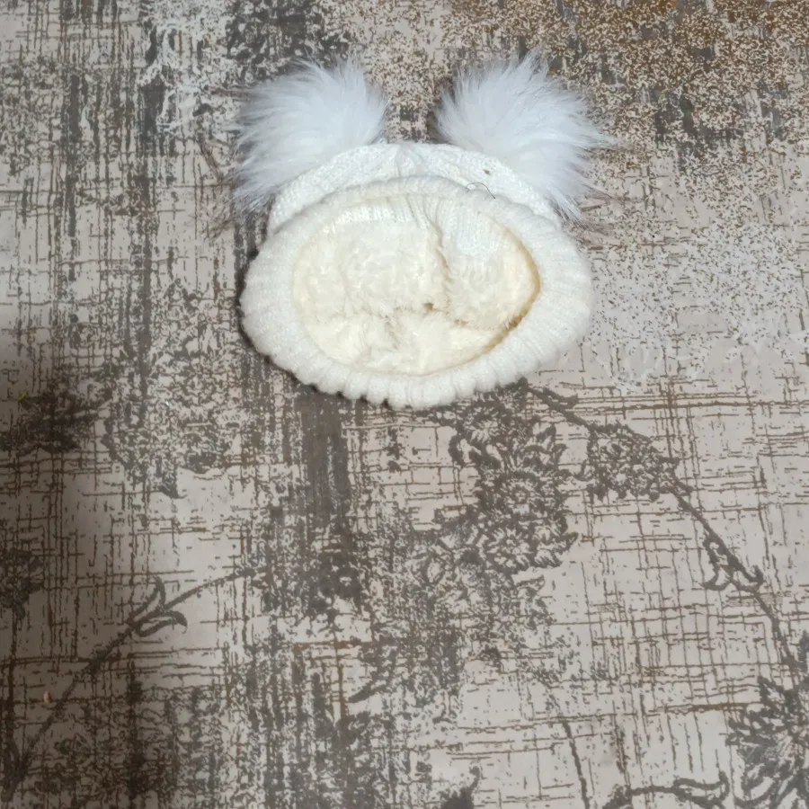 شال و کلاه بچگانه