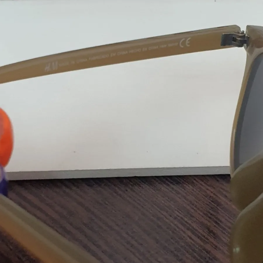 عینک آفتابی