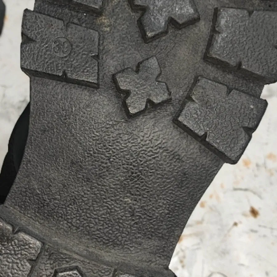 بوت وارداتی