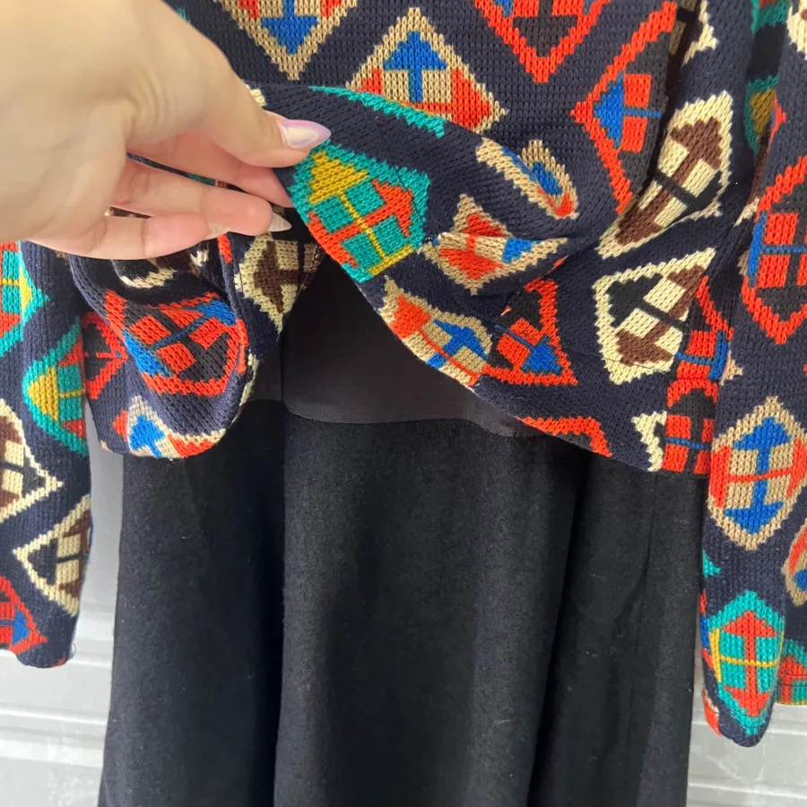 پیراهن پشمی