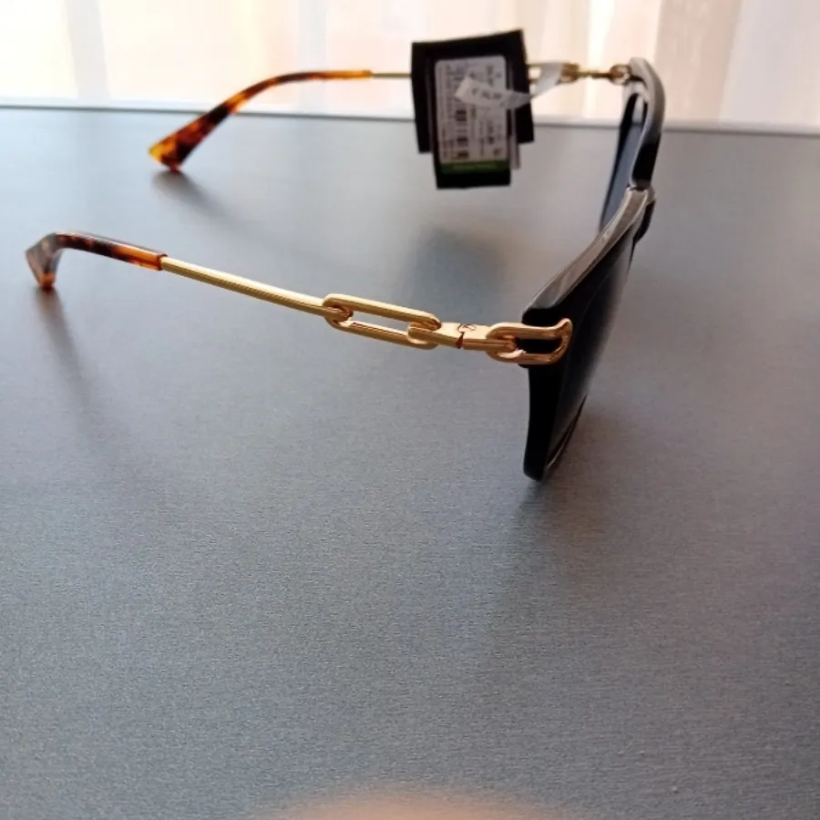 عینک زنانه شیک