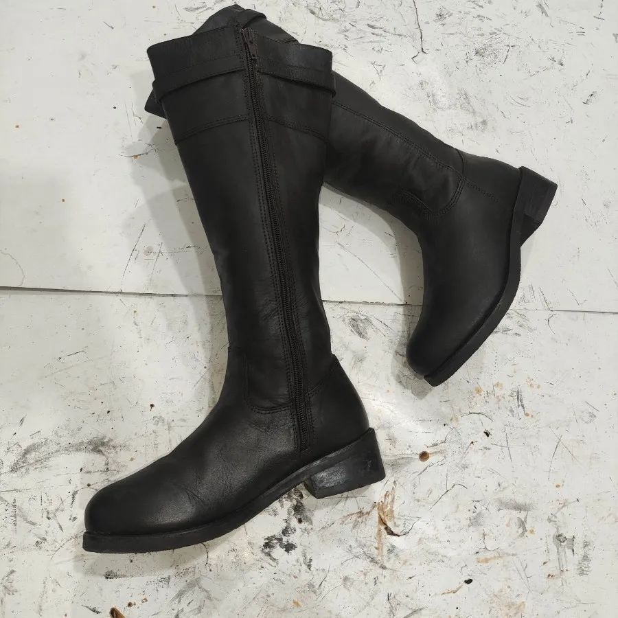 بوت وارداتی