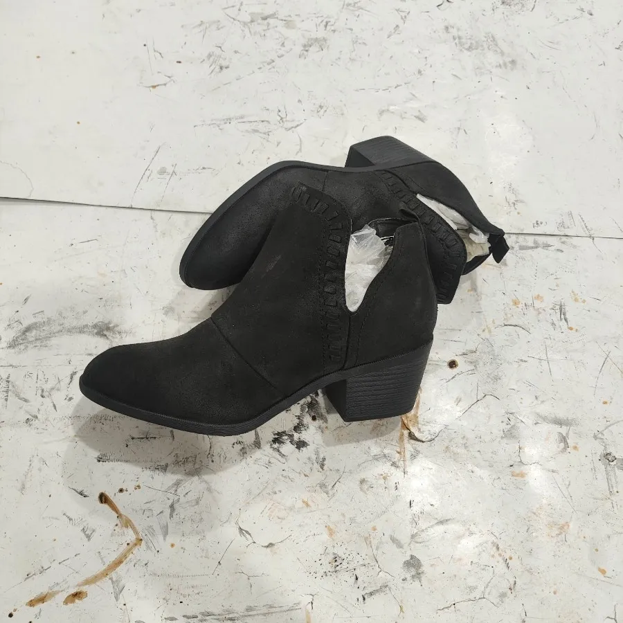 بوت وارداتی