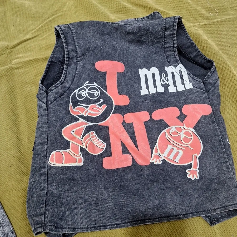 لباس بچگانه