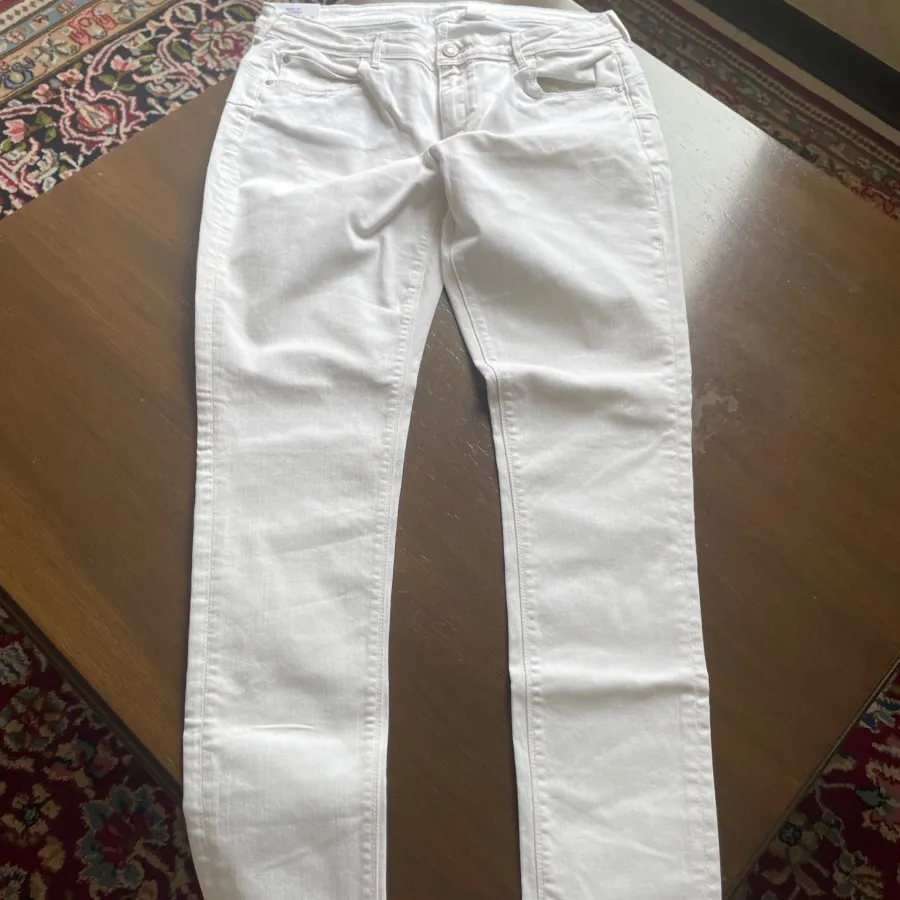 شلوار جین پوش آپ سایز 33