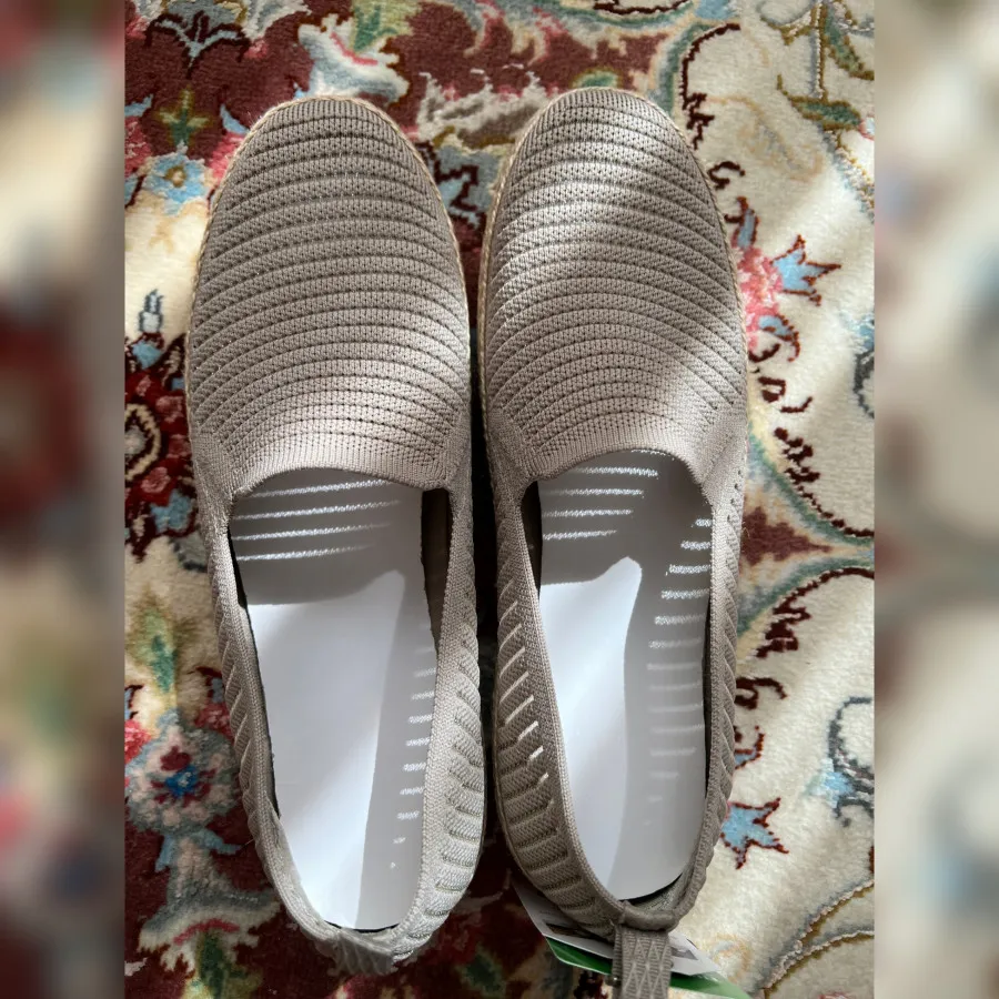 کفش اسکیچرز