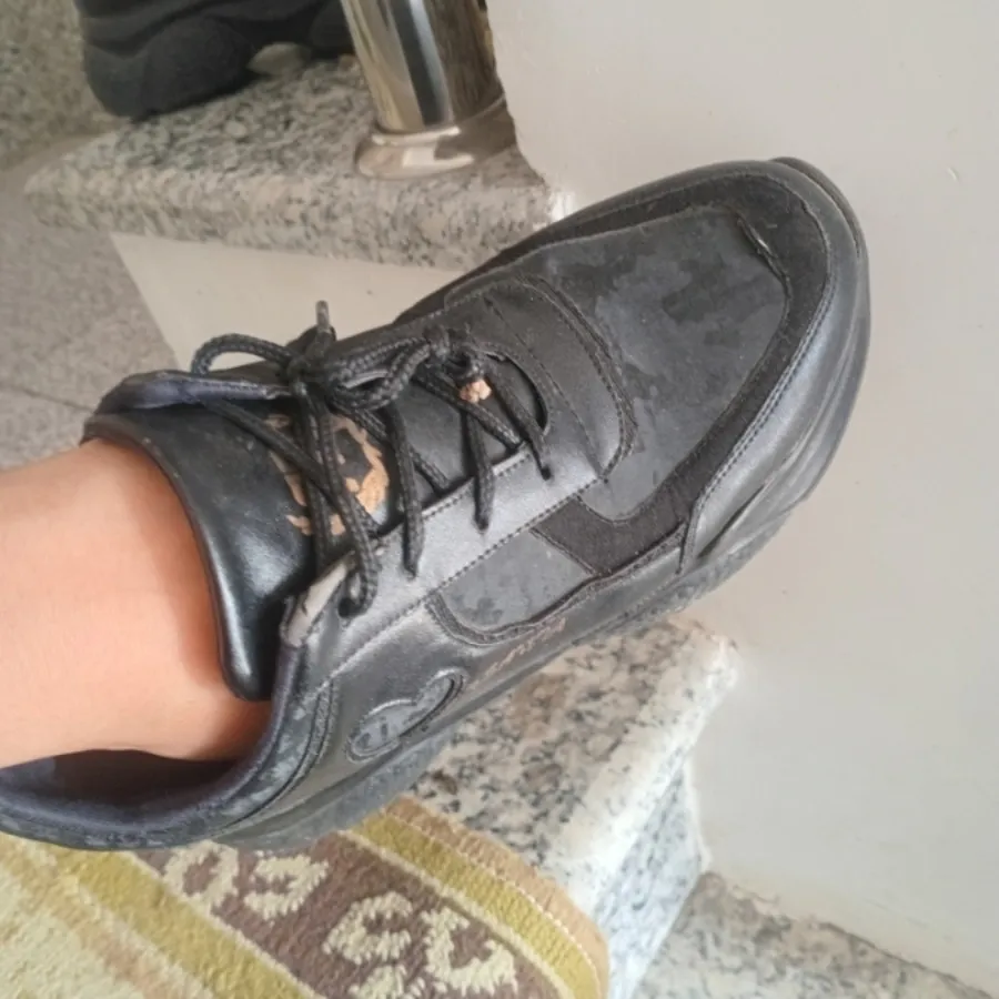 کتونی مشکی عروسکی