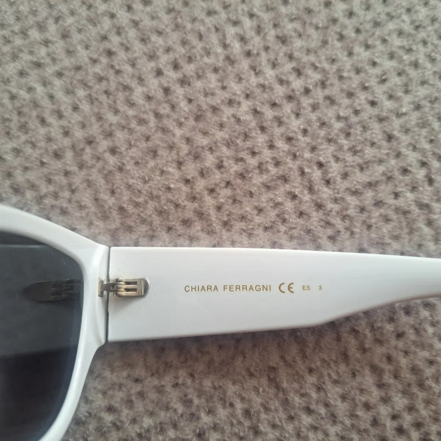 عینک کیارا فرانی