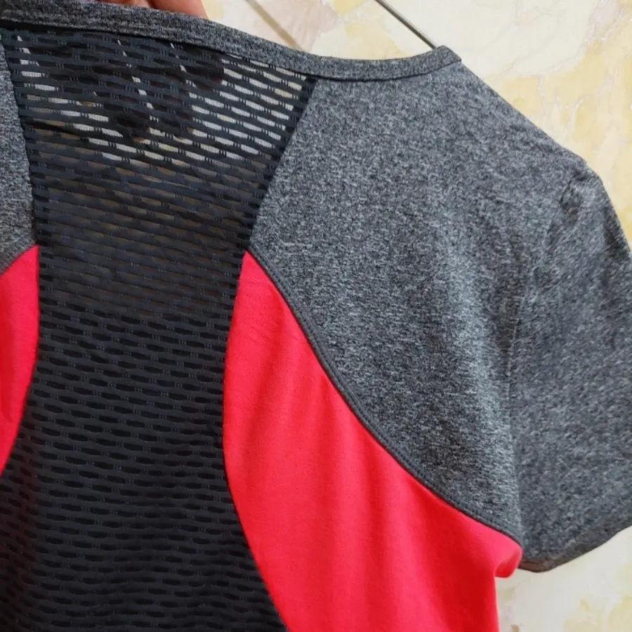 تیشرت ورزشی