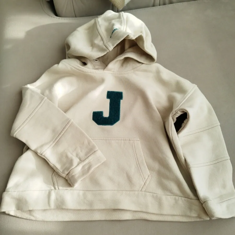 هودی باکسی جین وست