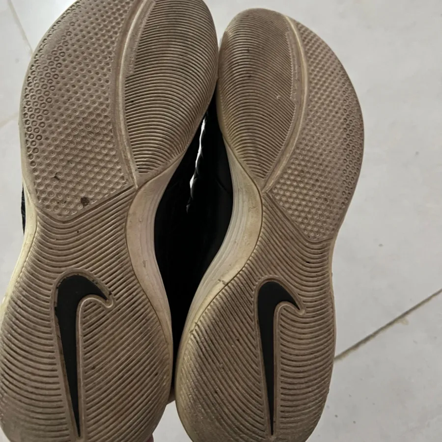 کفش ورزشی اسپرت