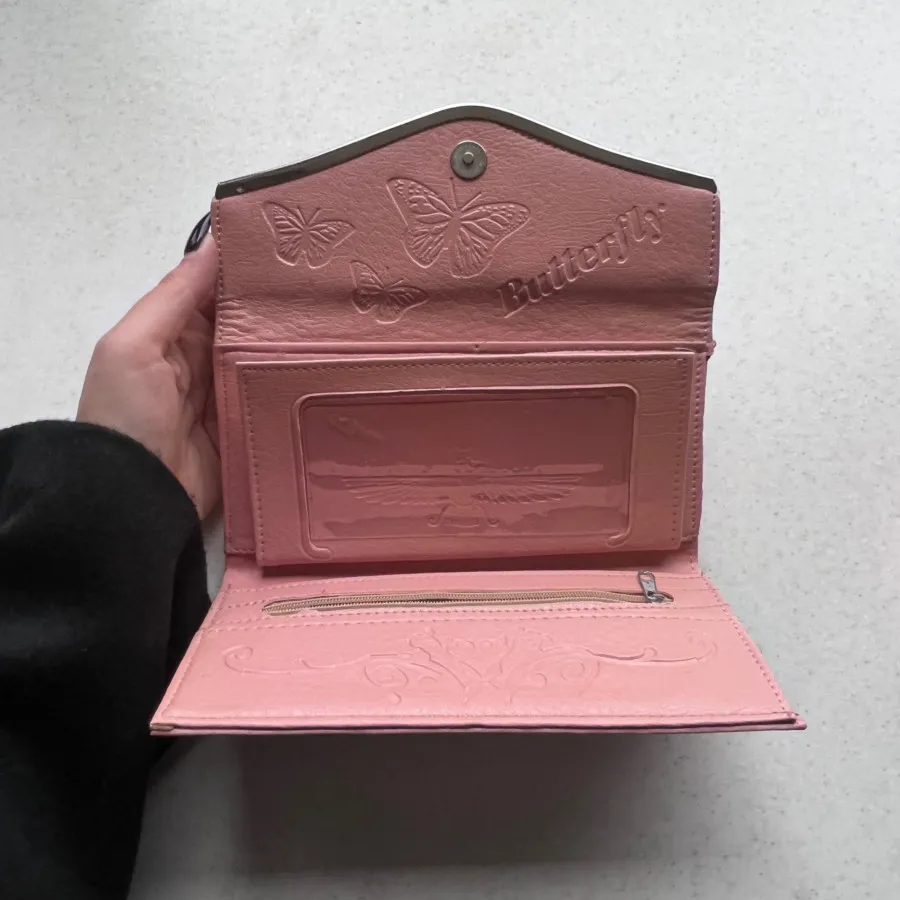 کیف پول زنانه