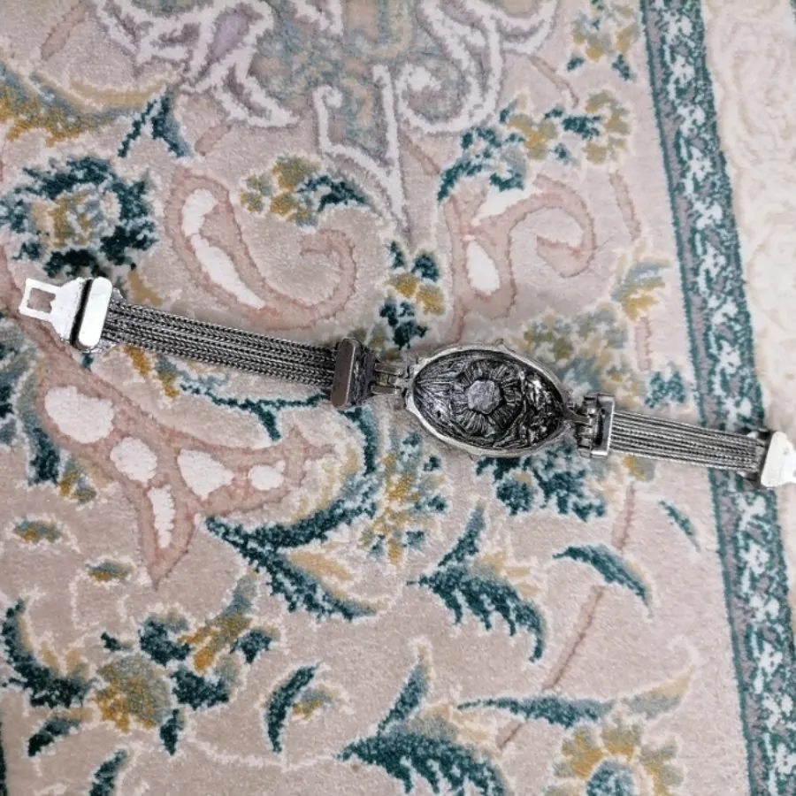 دستبند سیاه قلم