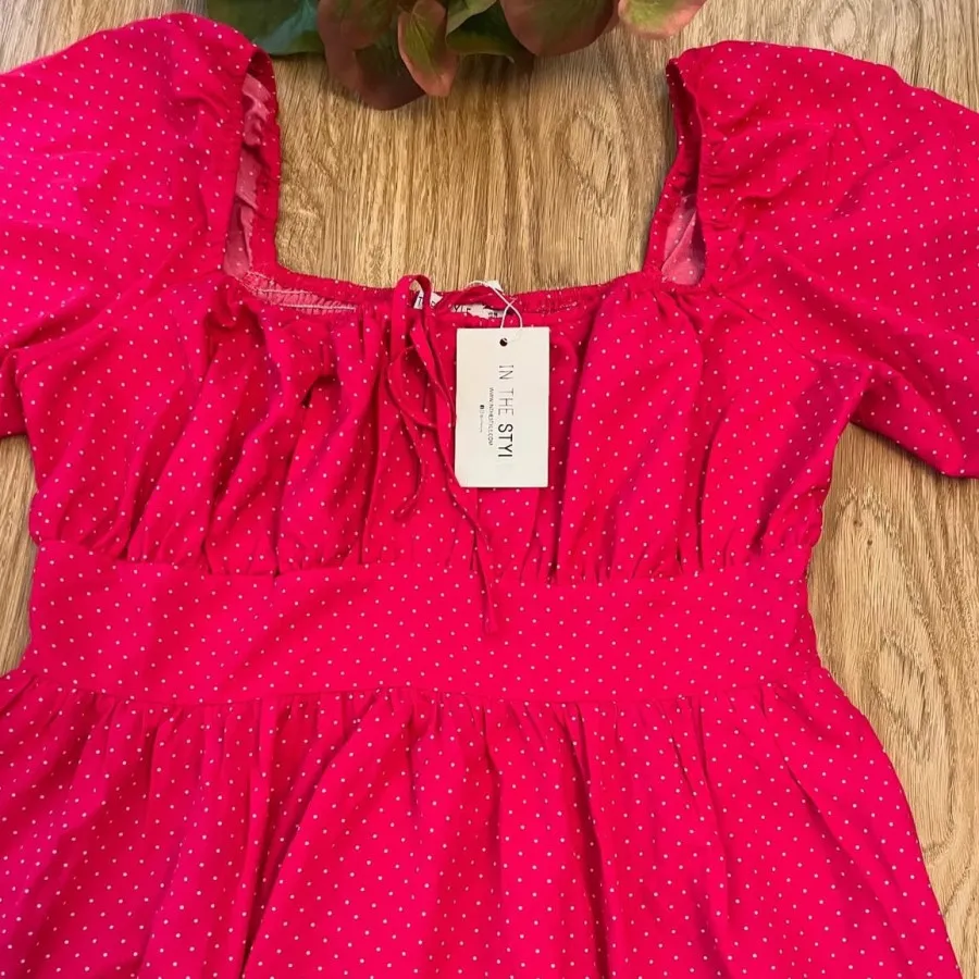 پیراهن خالخالی