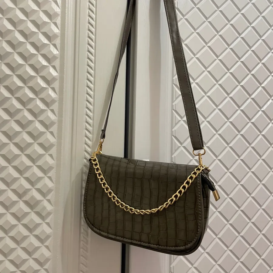 کیف دوشی کاملا نو زنانه