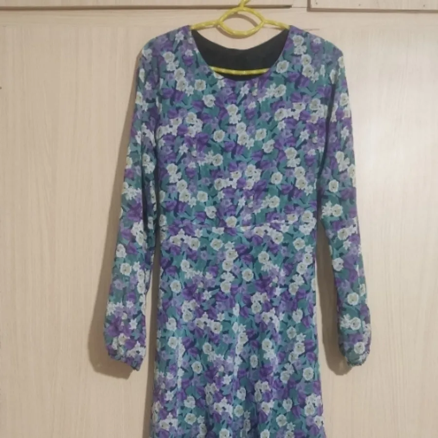 پیراهن دخترونه