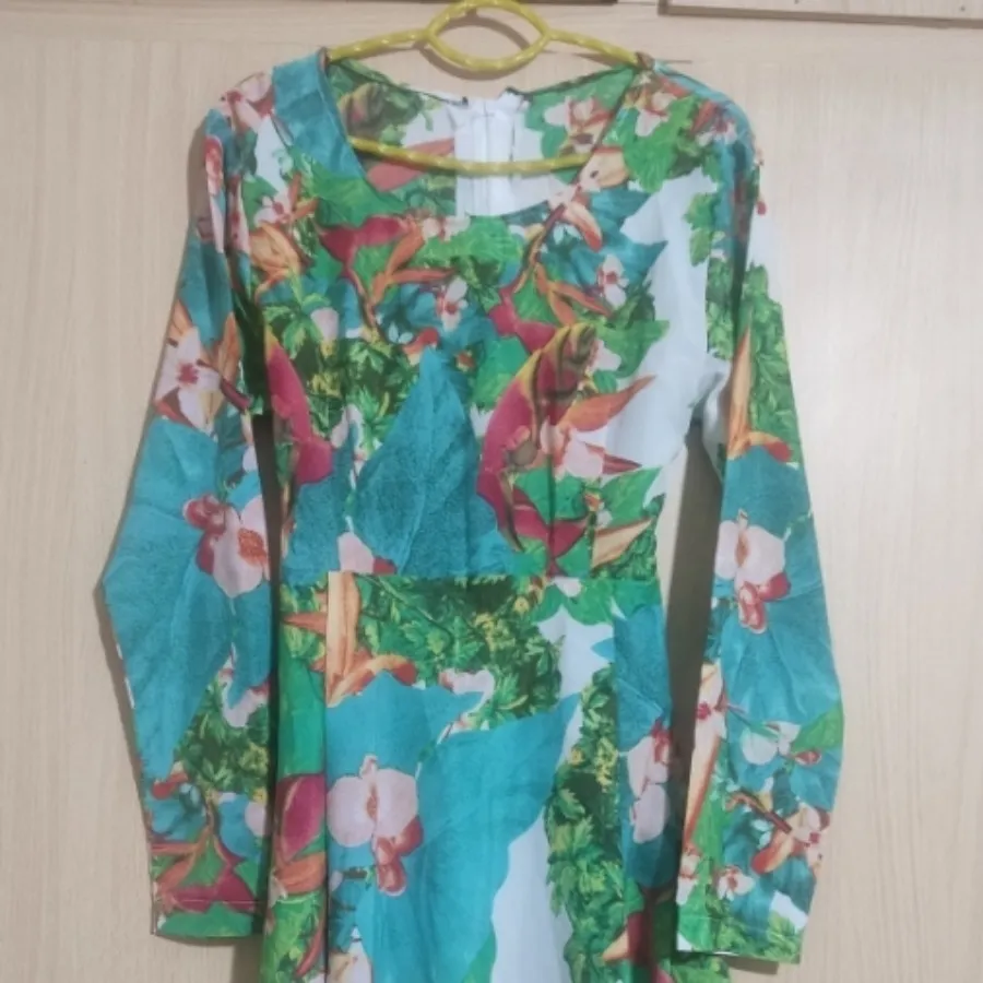 پیراهن دخترونه