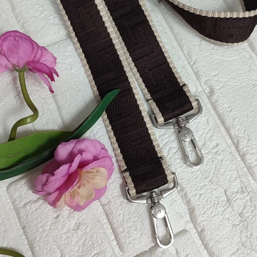 بند برزنتی طرحدار