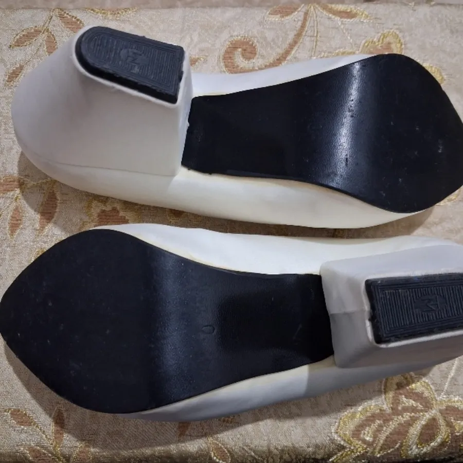 کفش مجلسی سفید شیری