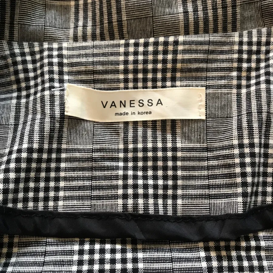 مانتو کتی تمام کِش