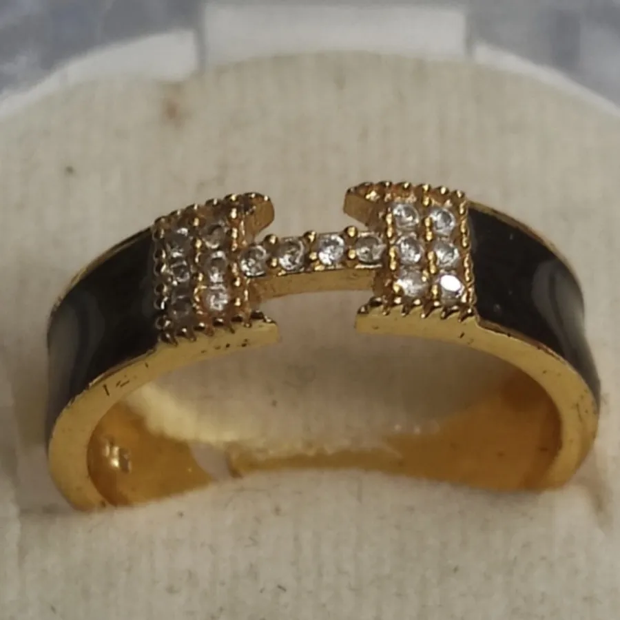 انگشتر بسیار زیبا پرنگین